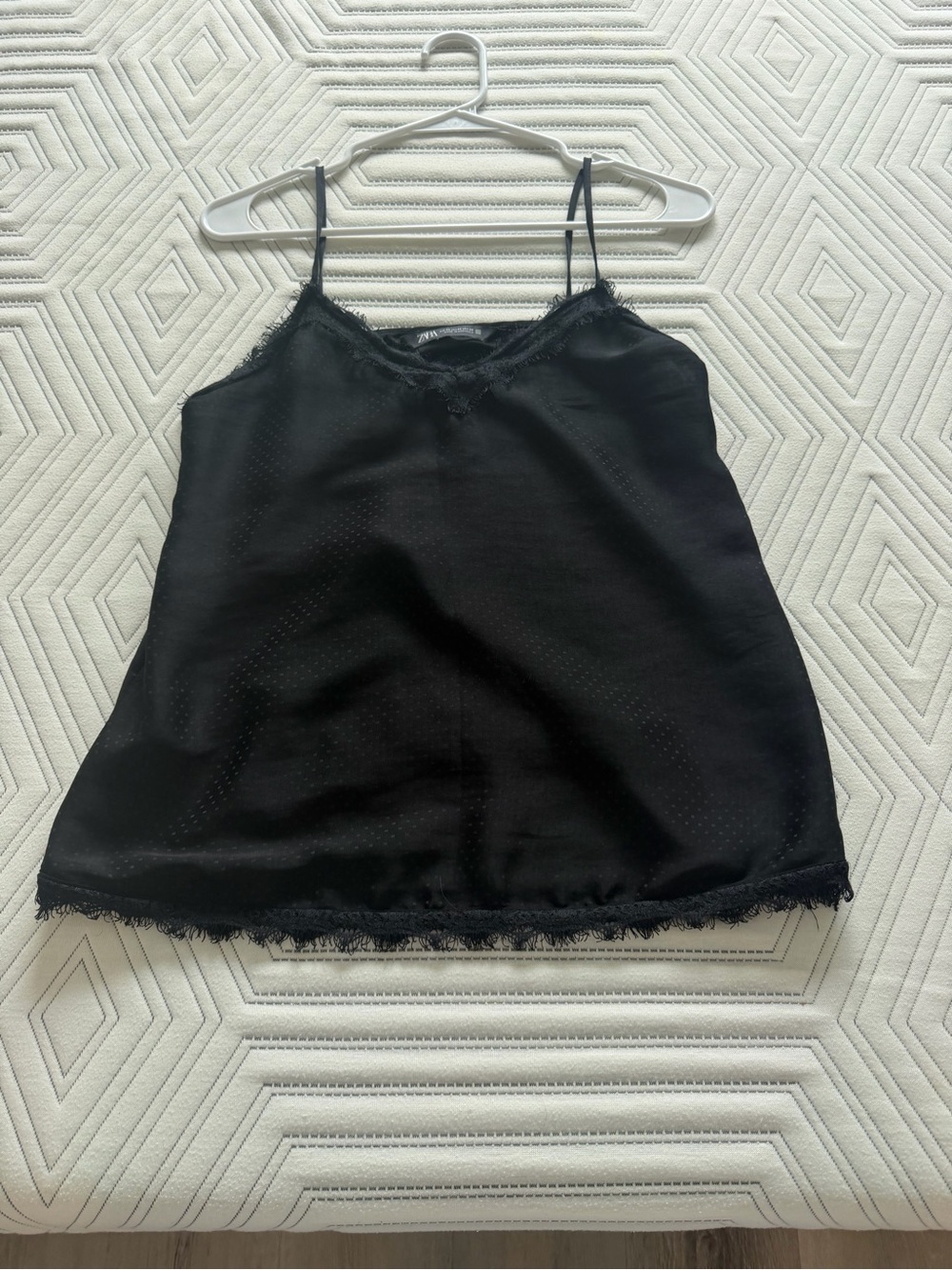 Black Lace-Trim Camisole Tank Top - Women PORTUGAL